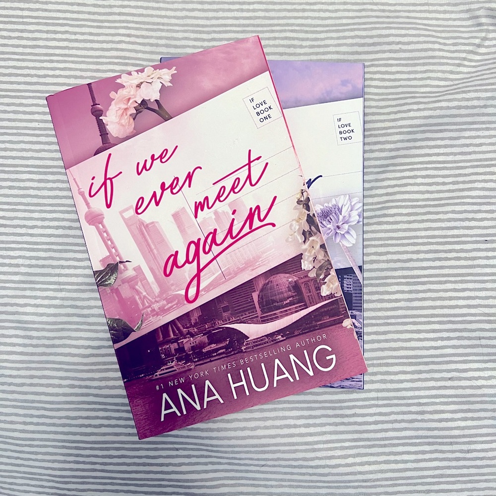 Sprayed edge ana huang book set